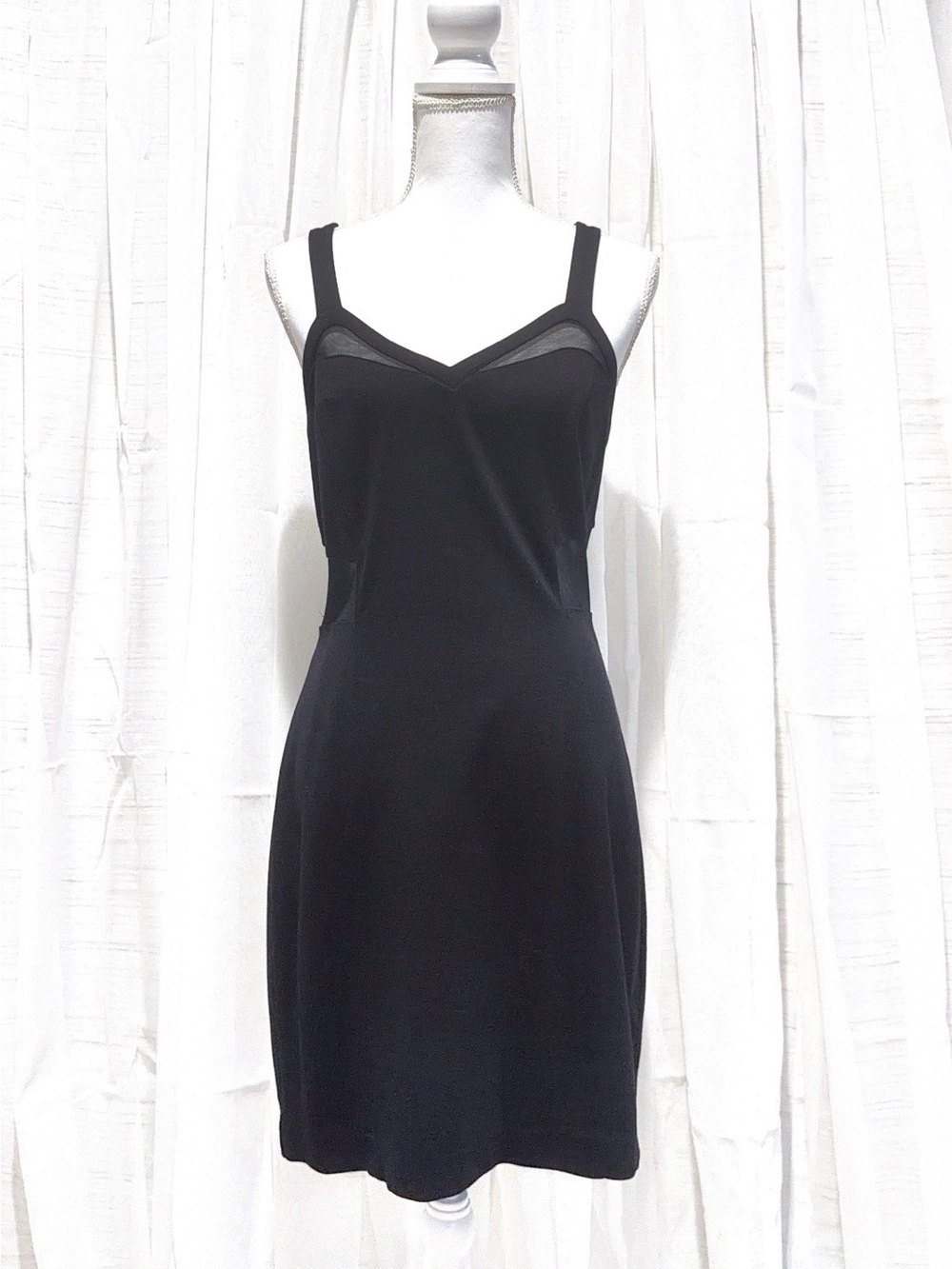 Express Black Sleeveless V-Neck Mini Dress